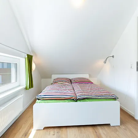 Charming Holiday In Near Seabeach Zierow