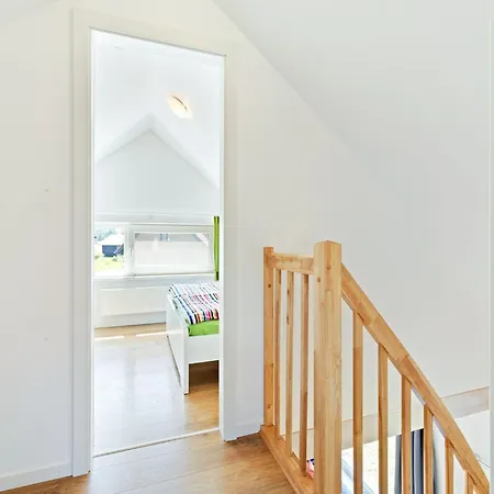 Charming Holiday In Near Seabeach * Zierow