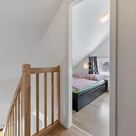 Feriehus Charming Holiday In Near Seabeach Zierow
