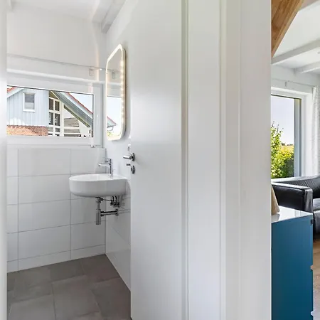 Holiday home Charming Holiday In Near Seabeach