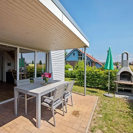 Charming Holiday In Near Seabeach Feriehus *