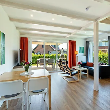 Charming Holiday In Near Seabeach *